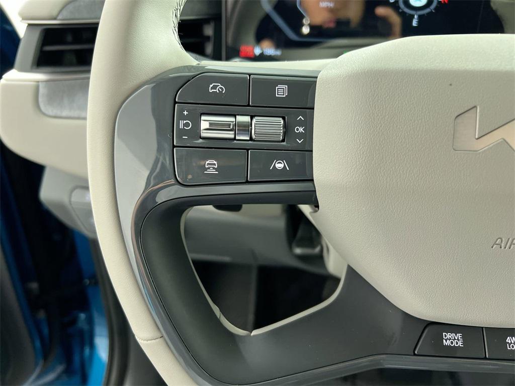 new 2026 Kia EV9 car, priced at $66,495