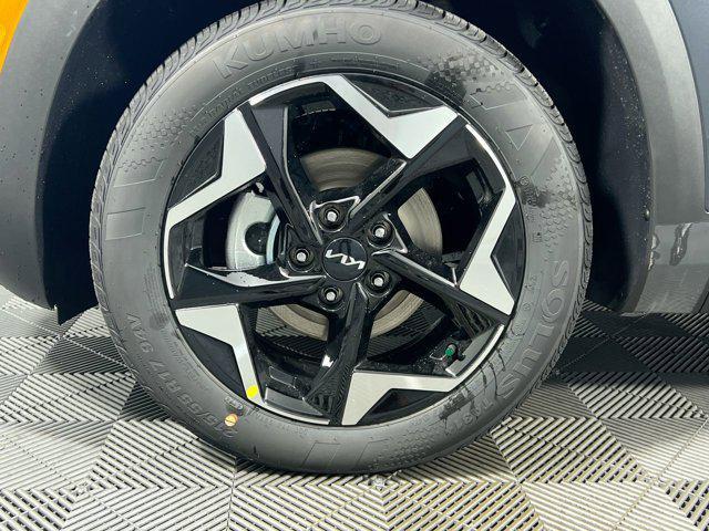 new 2025 Kia Seltos car, priced at $24,035