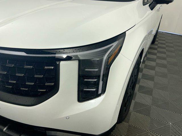new 2025 Kia Carnival car, priced at $52,895