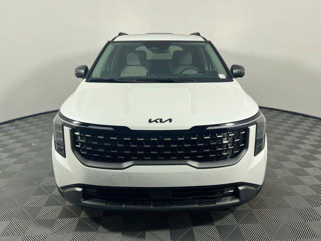 new 2025 Kia Carnival car, priced at $52,895