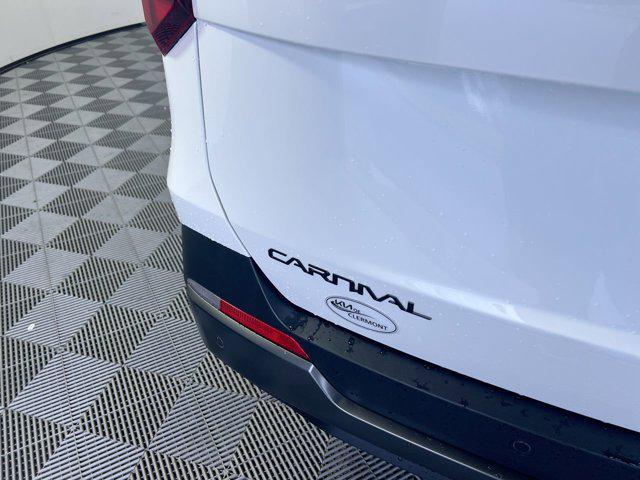 new 2025 Kia Carnival car, priced at $52,895