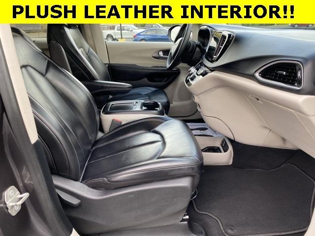 used 2023 Chrysler Pacifica car, priced at $23,693