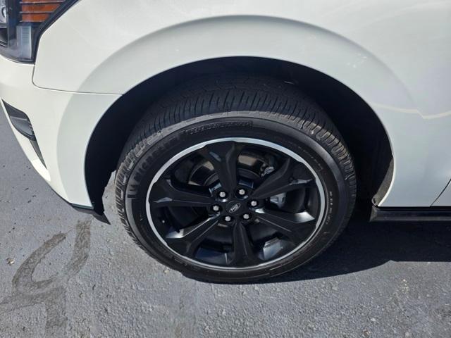 used 2022 Ford Expedition car, priced at $56,671