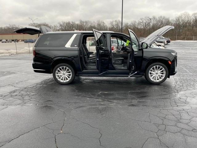 used 2023 Cadillac Escalade ESV car, priced at $84,991