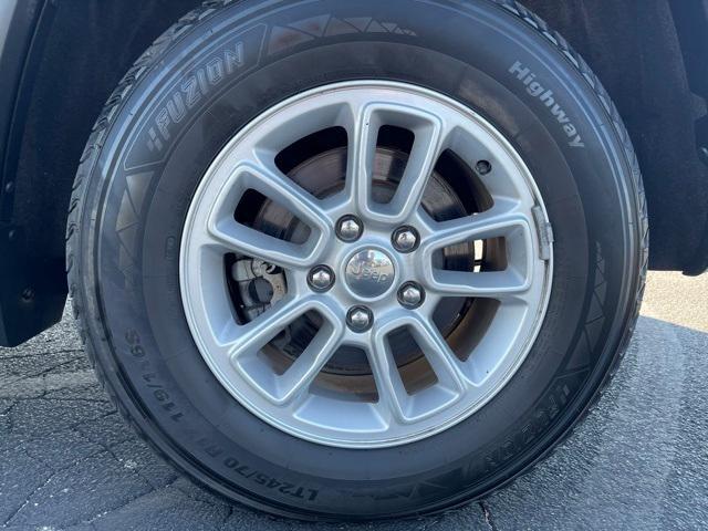 used 2020 Jeep Grand Cherokee car, priced at $19,982
