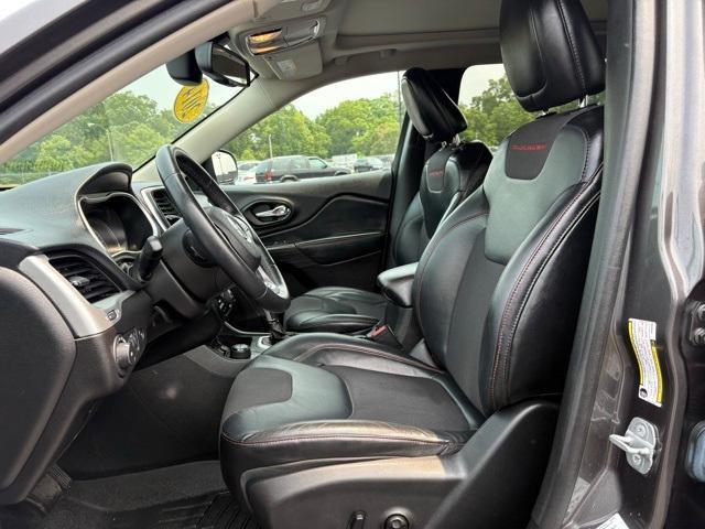 used 2014 Jeep Cherokee car