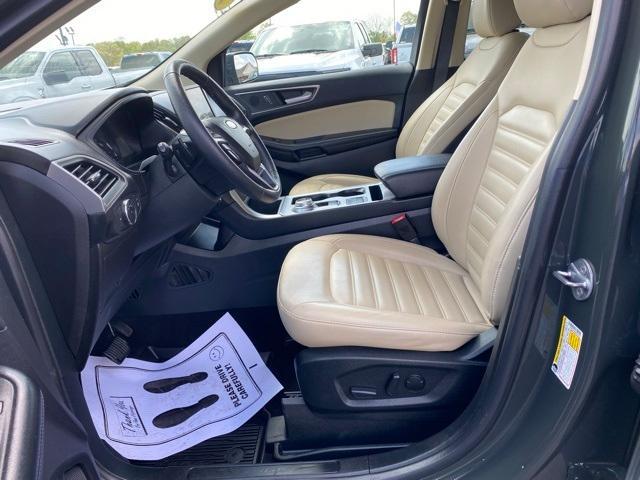 used 2022 Ford Edge car