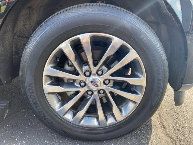 used 2018 Ford Expedition car