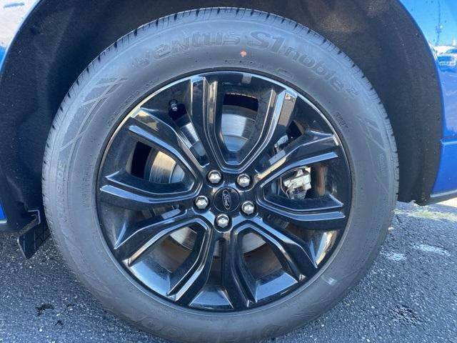 used 2022 Ford Edge car