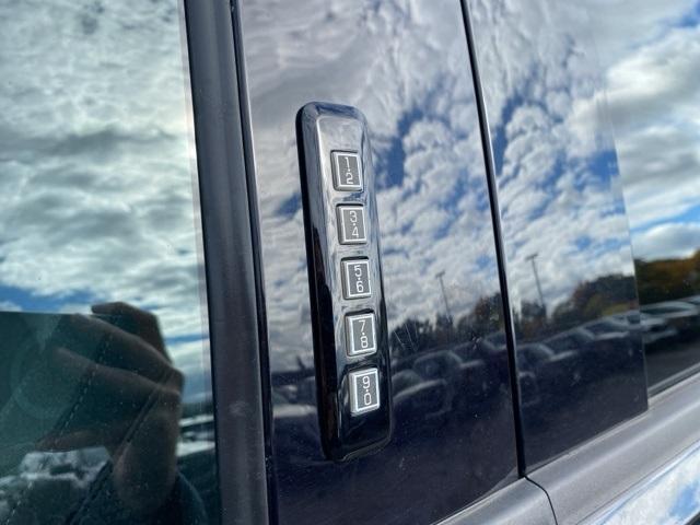 used 2021 Ford F-150 car, priced at $31,592