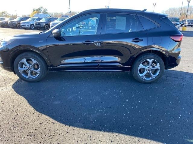 used 2023 Ford Escape car, priced at $25,991