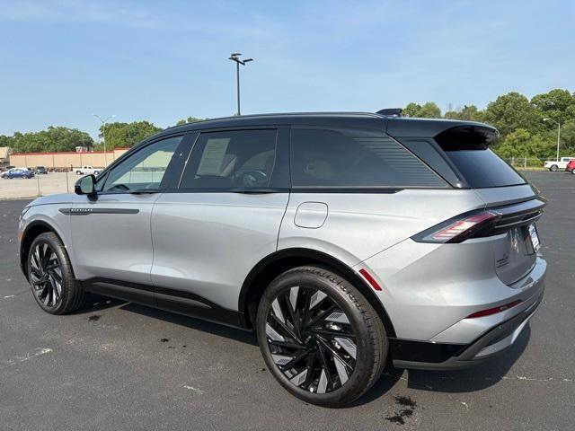 used 2025 Lincoln Nautilus car