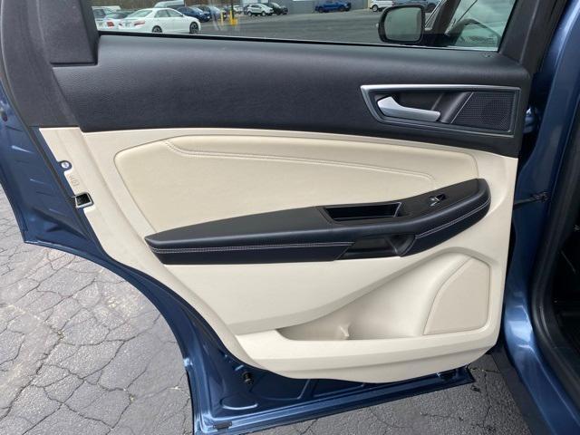 used 2019 Ford Edge car
