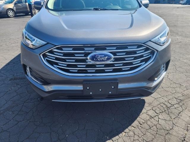 used 2022 Ford Edge car, priced at $25,990