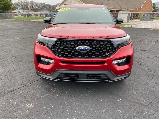 used 2023 Ford Explorer car, priced at $48,592