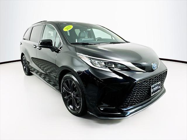 used 2021 Toyota Sienna car, priced at $37,069