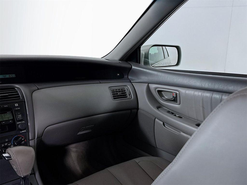 used 2003 Toyota Avalon car, priced at $9,500