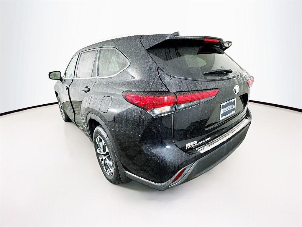 used 2023 Toyota Highlander car, priced at $38,723