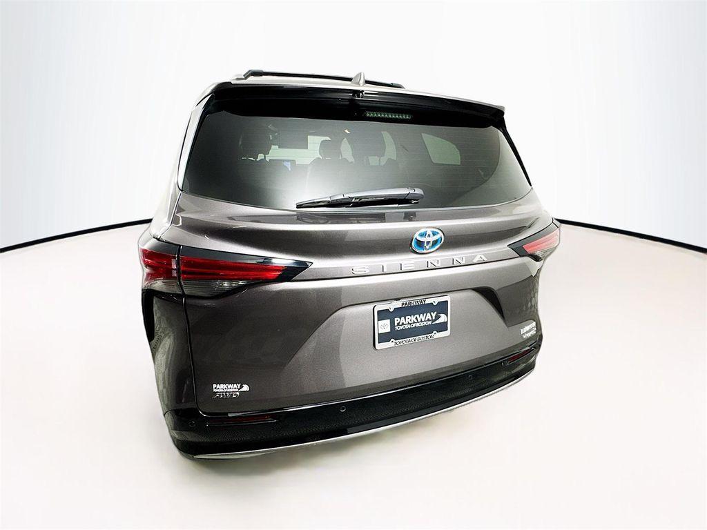 used 2024 Toyota Sienna car, priced at $49,548