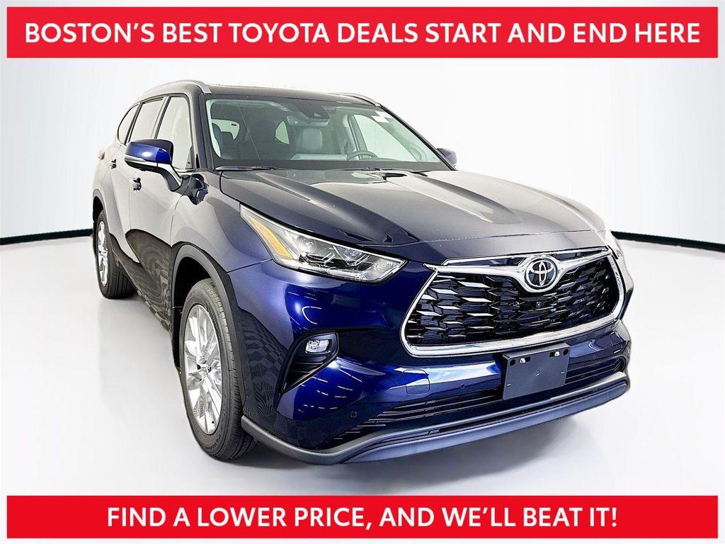 new 2026 Toyota Highlander car, priced at $52,628