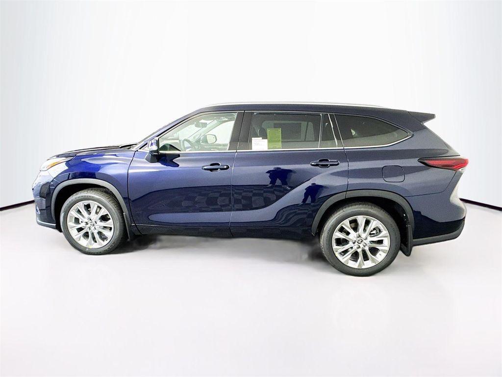 new 2026 Toyota Highlander car, priced at $52,628