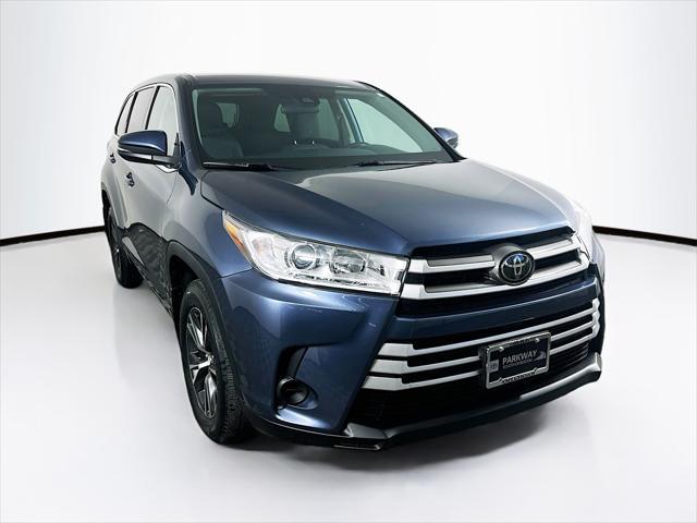 used 2018 Toyota Highlander car, priced at $21,147