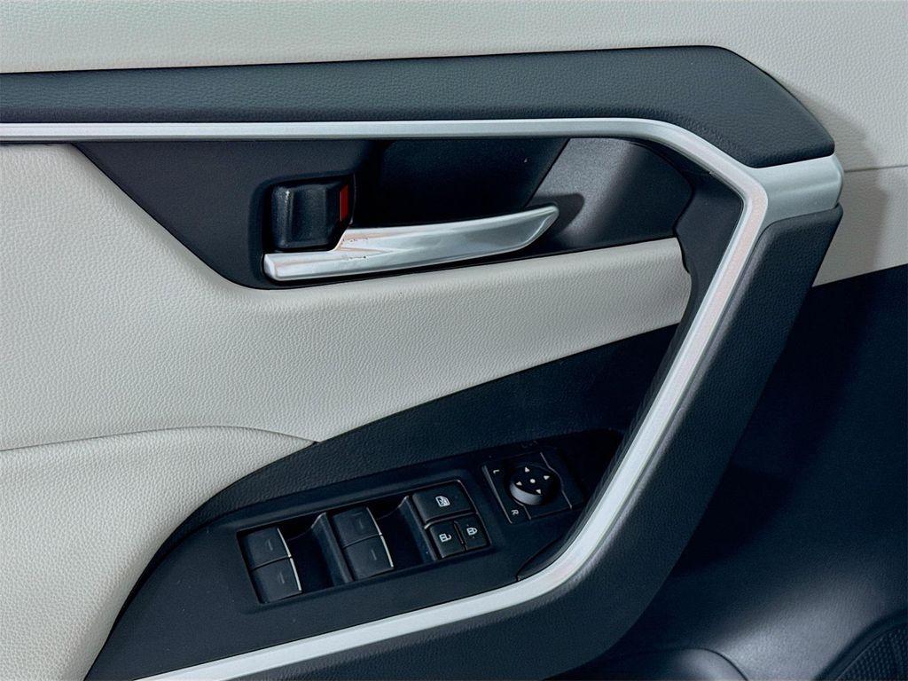 new 2025 Toyota RAV4 car, priced at $37,164