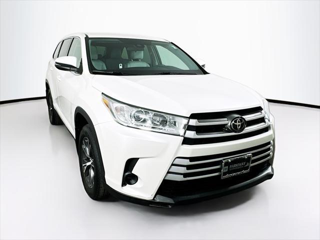 used 2019 Toyota Highlander car, priced at $25,287