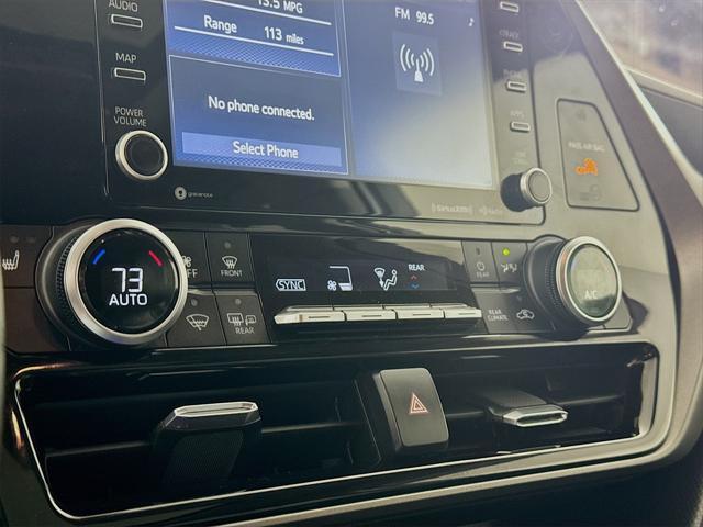 used 2022 Toyota Highlander car, priced at $37,332