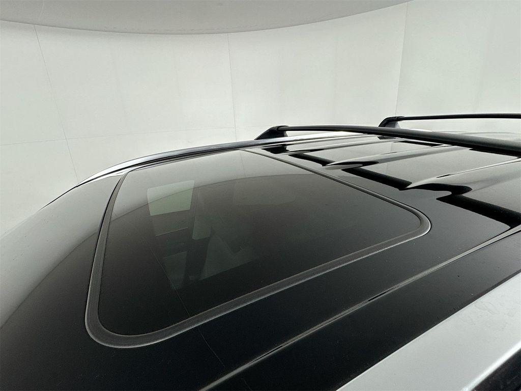 used 2021 Toyota Highlander car, priced at $29,300