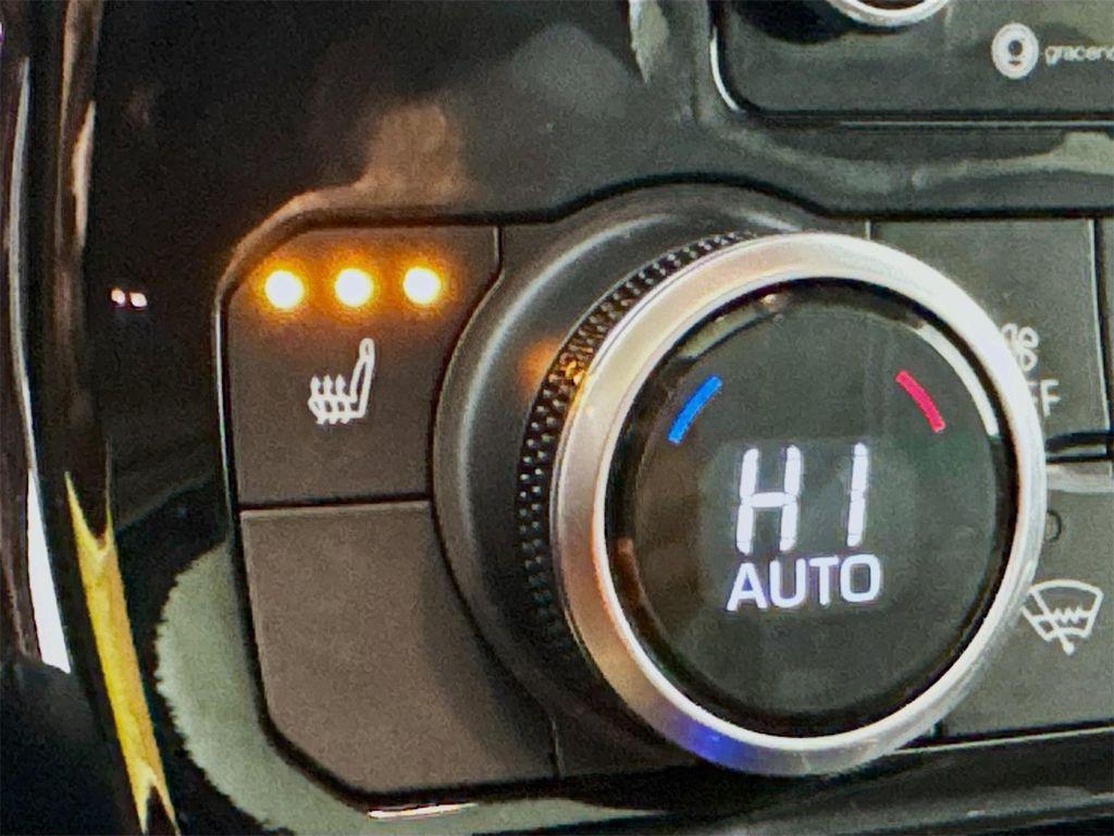 used 2021 Toyota Highlander car, priced at $29,300