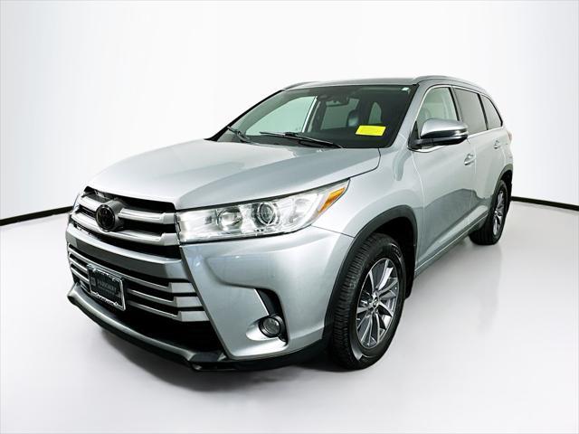 used 2018 Toyota Highlander car, priced at $24,273