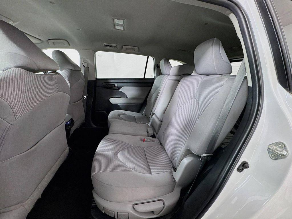 used 2023 Toyota Highlander Hybrid car, priced at $31,235