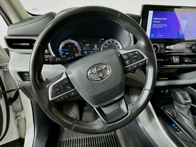 used 2023 Toyota Highlander Hybrid car, priced at $39,829