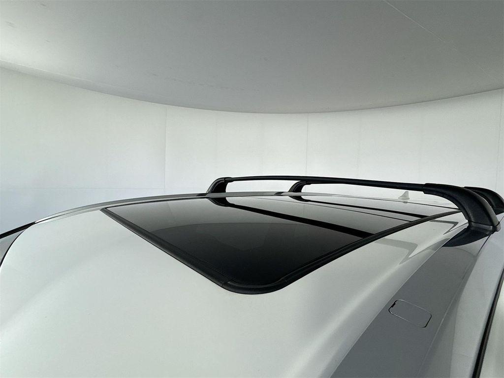 used 2019 Toyota Highlander car, priced at $25,290