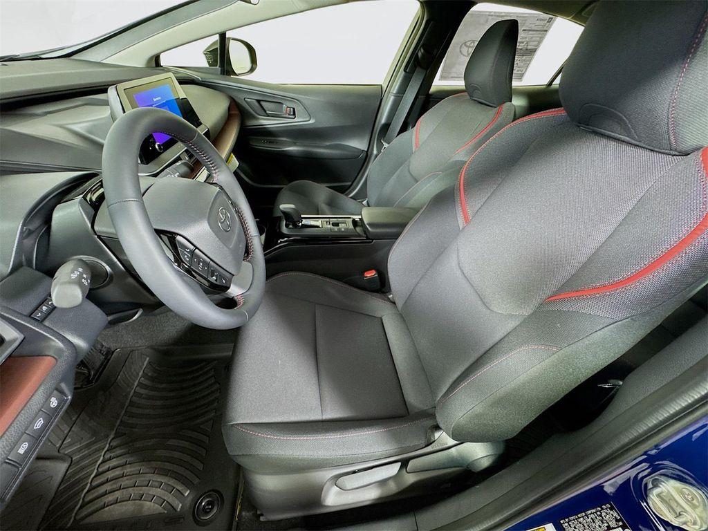 new 2025 Toyota Prius Plug-In Hybrid car, priced at $35,328