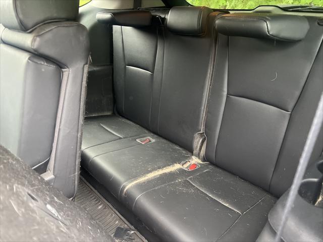 used 2020 Toyota Highlander car, priced at $30,882