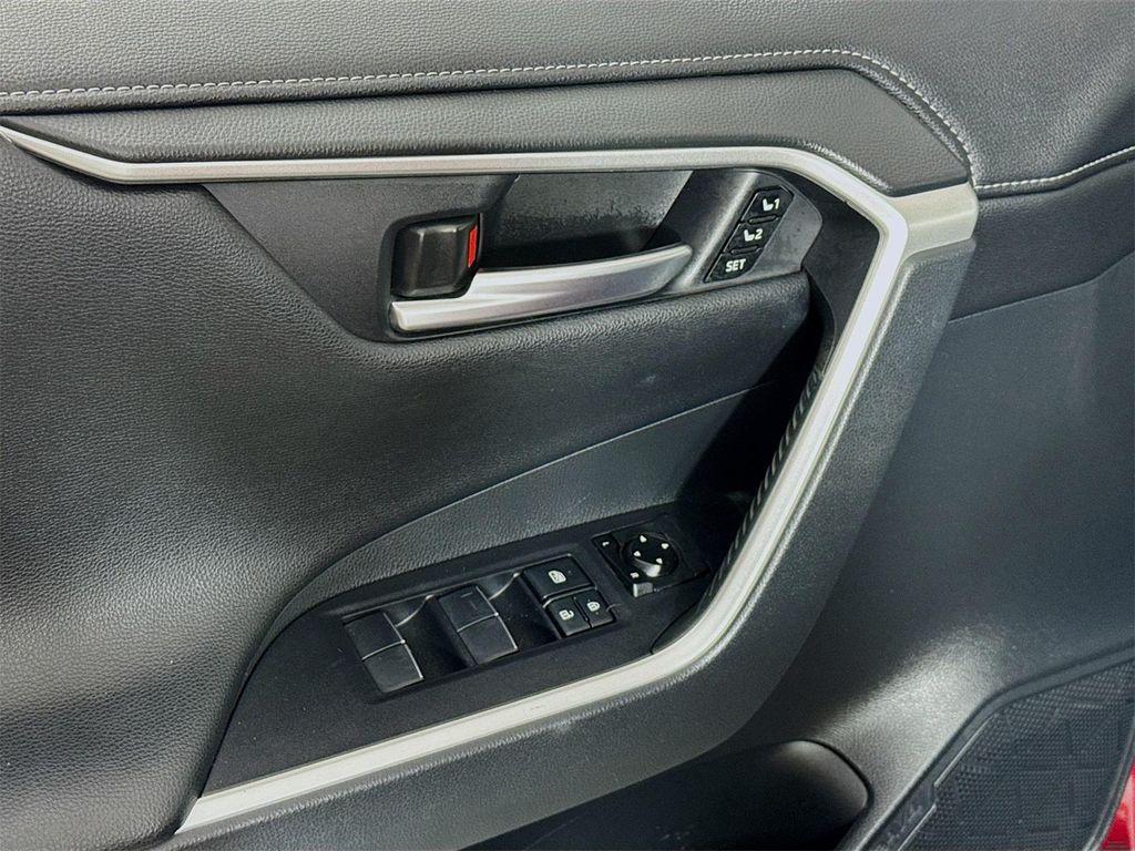 used 2020 Toyota RAV4 Hybrid car, priced at $25,964
