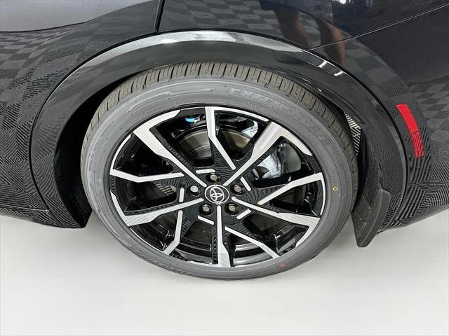 new 2025 Toyota Prius Plug-In Hybrid car, priced at $40,408