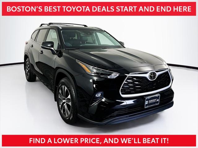 used 2023 Toyota Highlander car, priced at $39,510