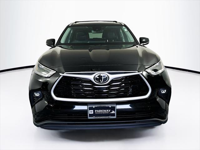used 2023 Toyota Highlander car, priced at $39,510