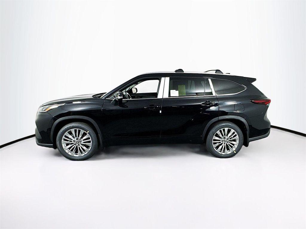 new 2025 Toyota Highlander car, priced at $56,207