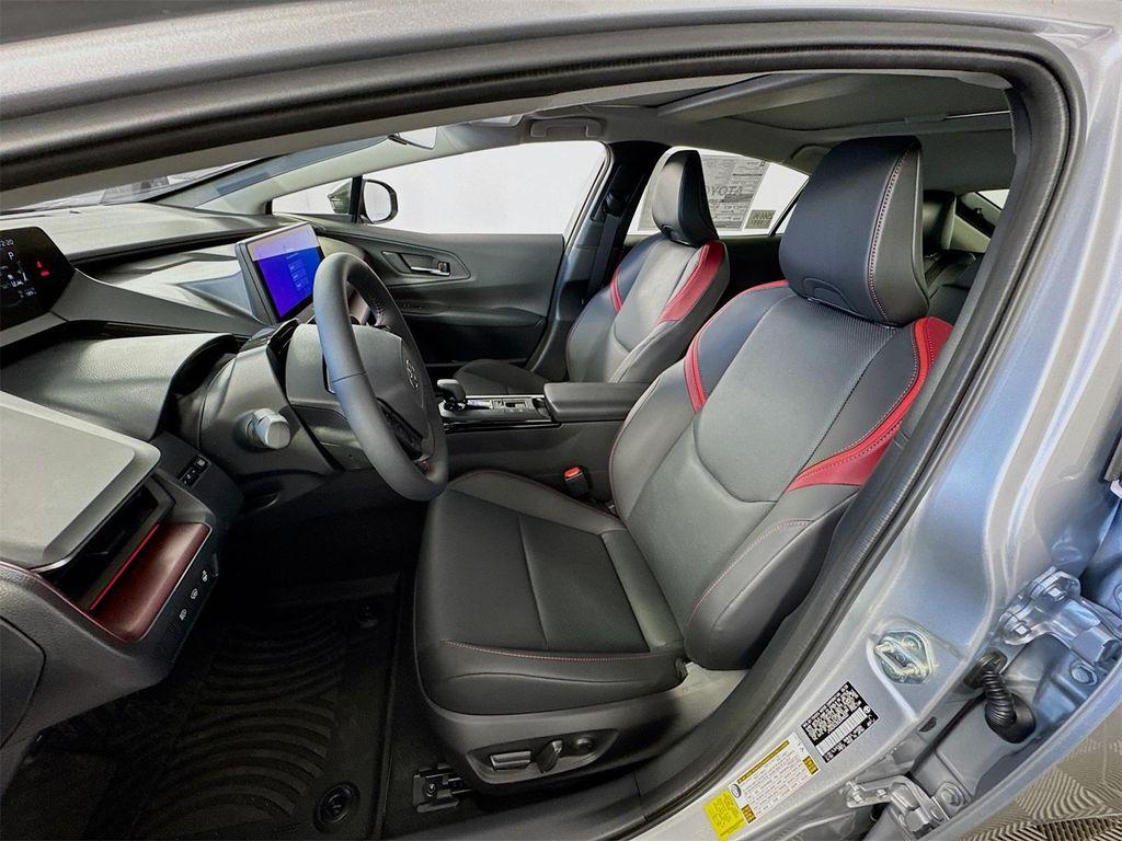 new 2025 Toyota Prius Plug-In Hybrid car, priced at $40,109