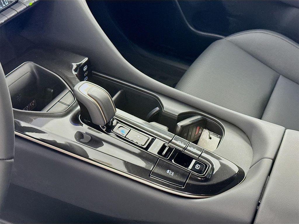 new 2025 Toyota Crown Signia car, priced at $46,000