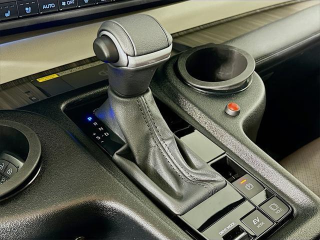 used 2024 Toyota Sienna car, priced at $73,368