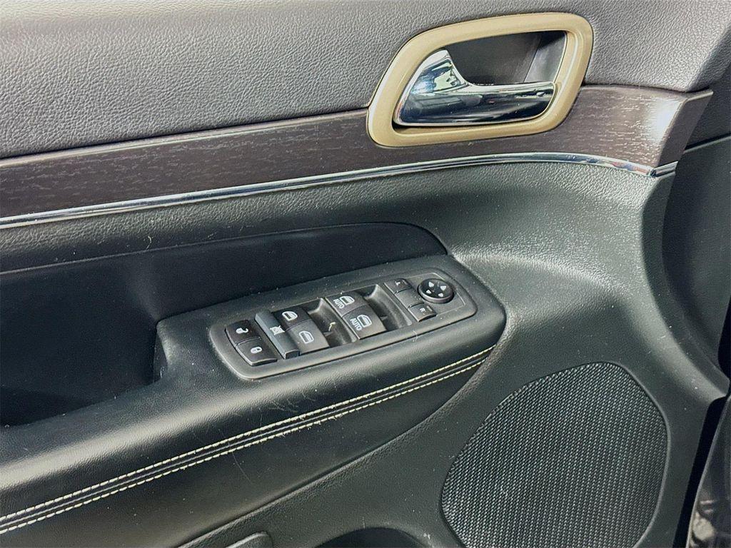 used 2014 Jeep Grand Cherokee car, priced at $9,856