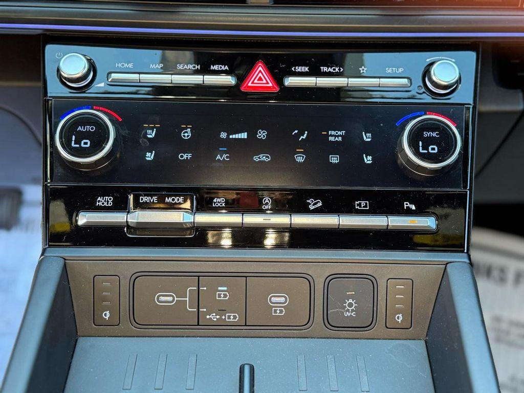 used 2025 Hyundai Santa Fe car, priced at $49,995