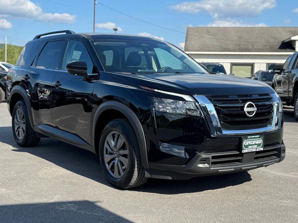 used 2025 Nissan Pathfinder car, priced at $39,995