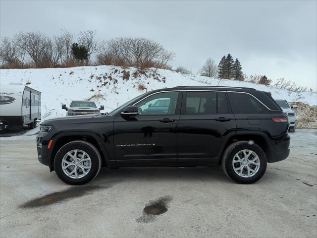 used 2023 Jeep Grand Cherokee car, priced at $36,995