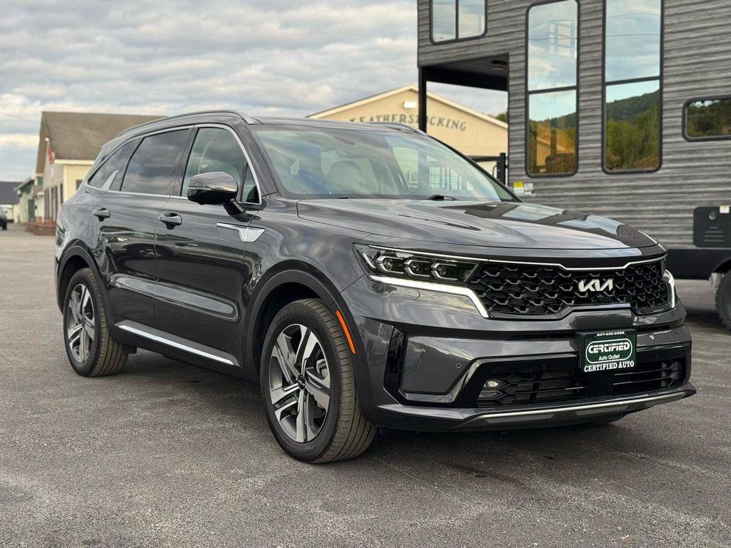 used 2023 Kia Sorento Hybrid car, priced at $36,995